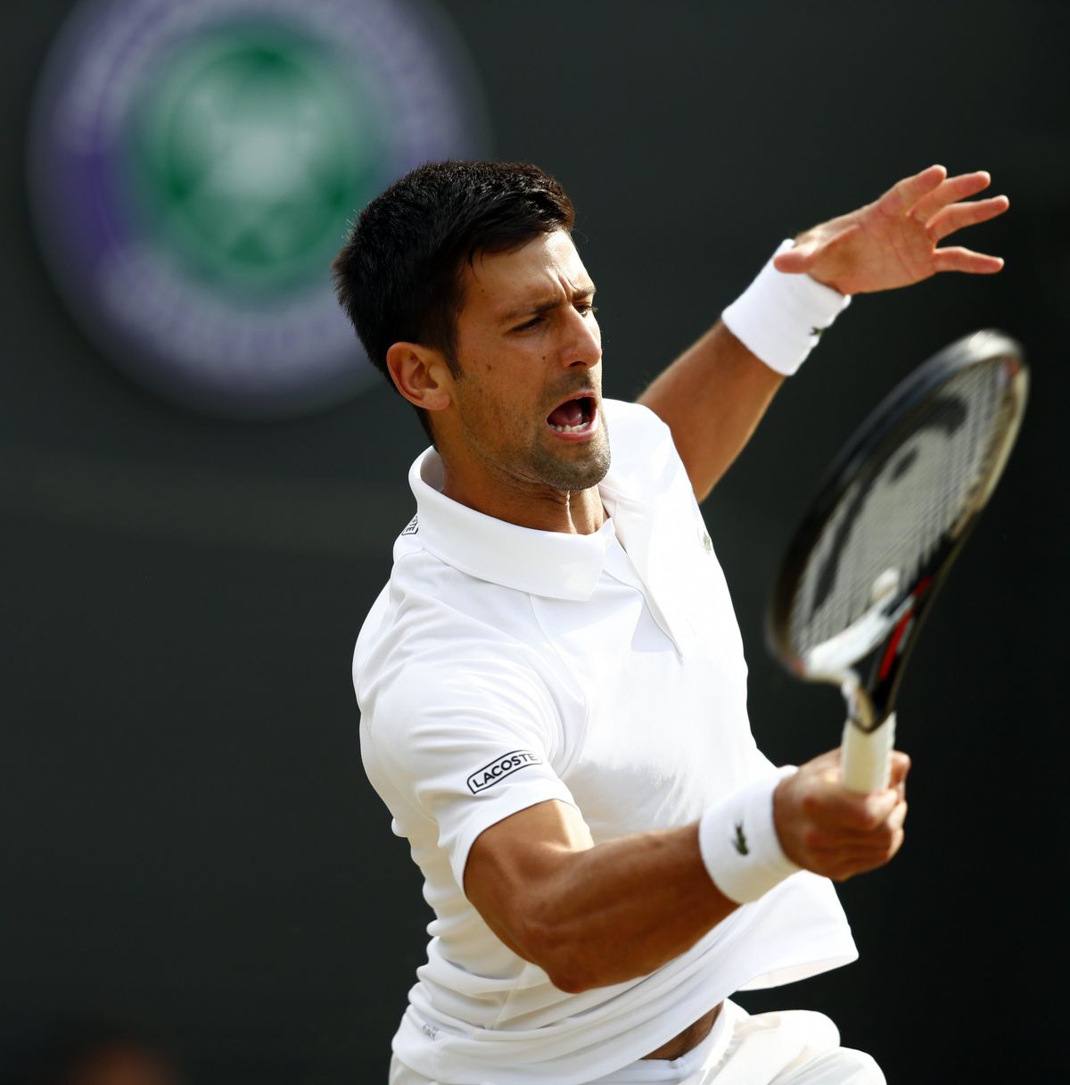 Djokovic geeft in kwartfinale Wimbledon op na 1 set