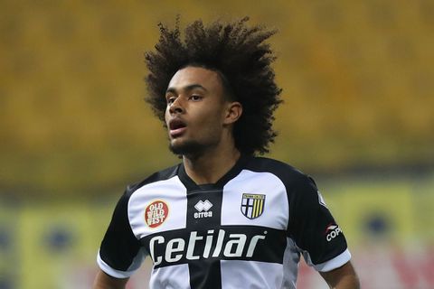 15-jarige broertje van Joshua Zirkzee gaat spelen voor Bayer Leverkusen