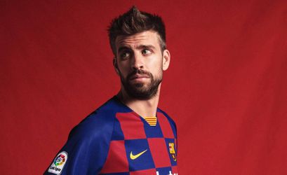FC Barcelona presenteert nieuwe shirt, vooral voor Rakitic herkenbaar (video)