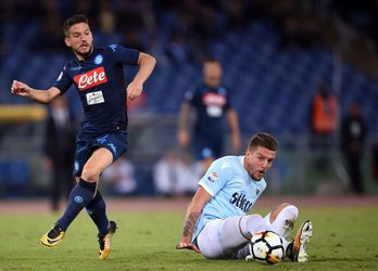 Mertens opnieuw goud waard voor Napoli bij zege op Lazio