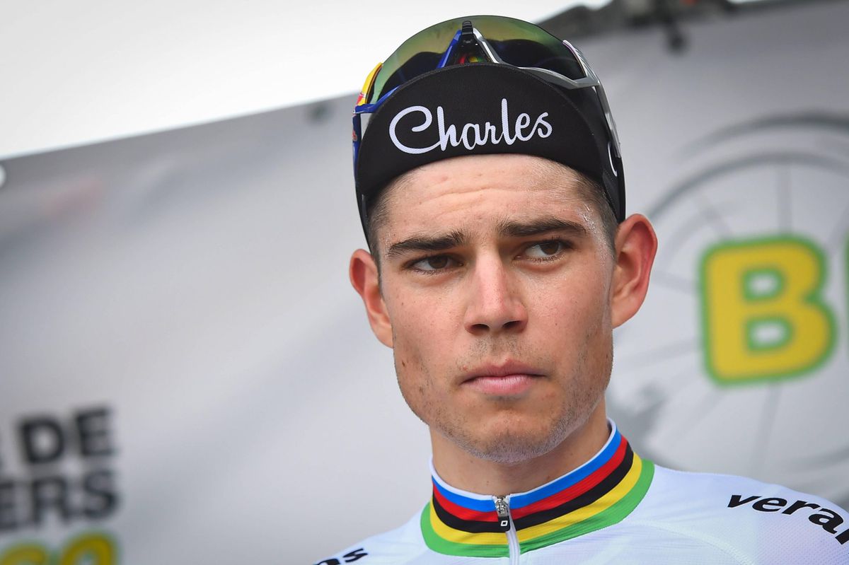 Van Aert verscheurt contract, fusie Roompot en Crelan op losse schroeven