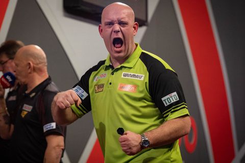 Van Gerwen kijkt uit naar clash met Van Duijvenbode: 'Game face gaat op'