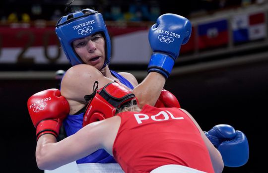 Uitstekend begin judoka's Van Dijke en Van 't End, boksster Nouchka Fontijn naar kwartfinale