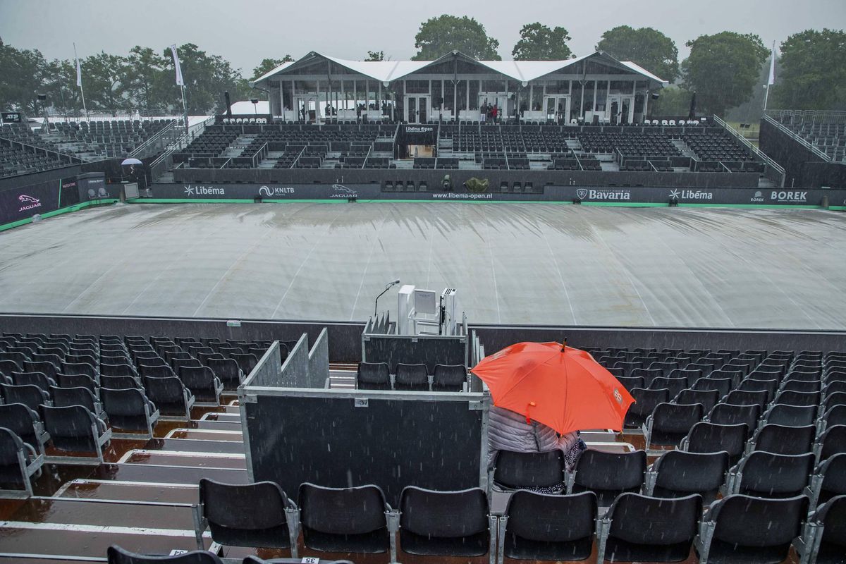 Libéma Open: door de regen voorlopig nog geen tennis in Rosmalen