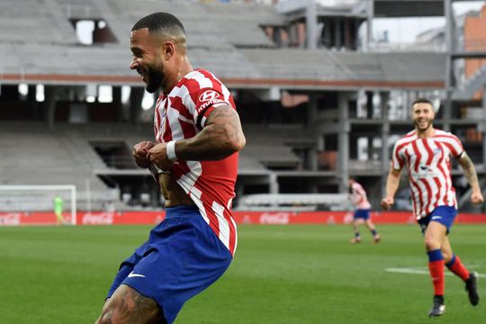 Spaanse media prijzen jarige Memphis na 1e Atlético-goal: 'Hiermee bedankte hij Simeone'