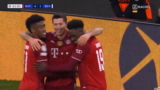 🎥 | Robert Lewandowski scoort wéér: de beste voetballer op dit moment?