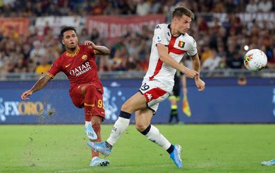 Roma, met Kluivert in de basis, opent seizoen met gelijkspel tegen Genoa