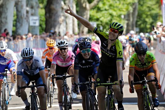 D'Hoore weer de snelste in Giro Rosa, Brand nog steeds 2e in algemeen klassement