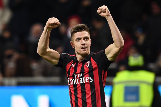 WOW! AC Milan-aanwinst Piatek scoort binnen halfuur 2x tegen Napoli in Coppa Italia