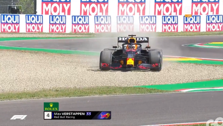 🎥 | Ook Verstappen bezoekt de grindbak in VT1