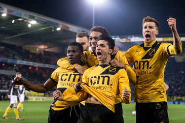 NAC-supporter wil liedje opnemen met spelers, maar wordt 'genaaid' door de club