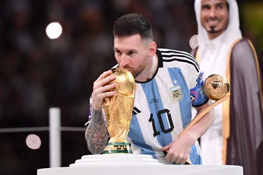 Bieden maar! Voor dit bedrag heb jij het shirt waarin Lionel Messi wereldkampioen werd