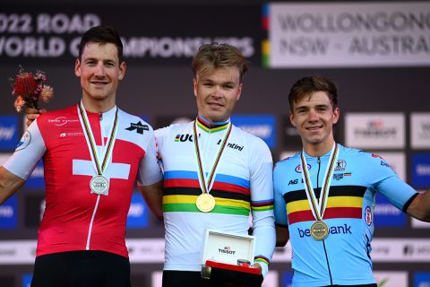 Winnaar Foss geeft topfavorieten het nakijken op WK tijdrit: 'Het is alsof ik droom'