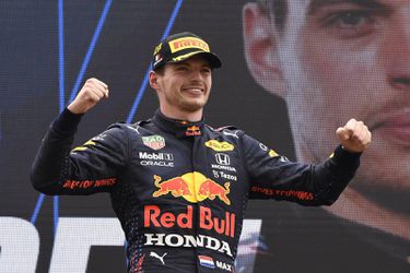 Ruim 1 miljoen kijkers zien weergaloze overwinning Max Verstappen