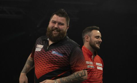 Michael van Gerwen verliest voor het eerst op een major van Michael Smith