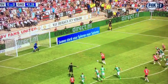 Belabberde penalty Luuk de Jong gestopt: PSV'er mist alweer zijn 7e pingel (video)