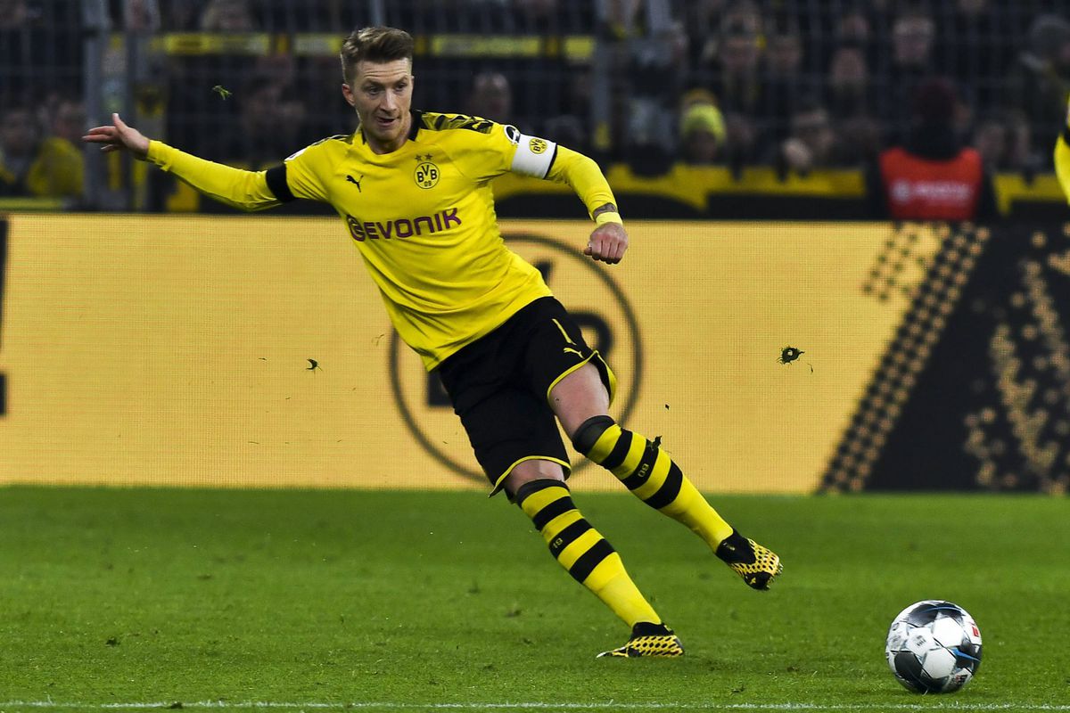 Borussia Dortmund moet aanvoerder Reus een maandje missen