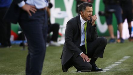 Mexico houdt ook na vernederende 7-0 nederlaag vertrouwen in bondscoach