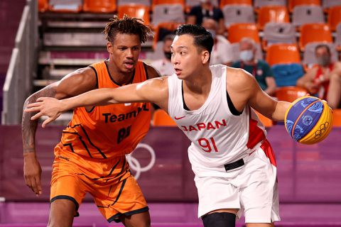 Nederlandse 3x3-basketballers houden hoofd koel ondanks technisch mankement