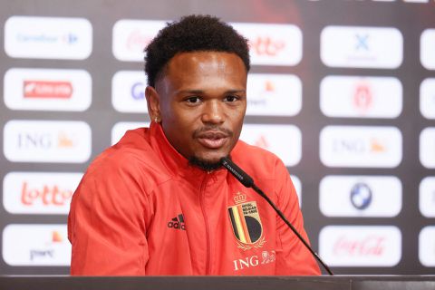 Eigen schuld, dikke bult: Loïs Openda kan debuut tegen Nederland vergeten door deze stommiteit