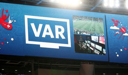 UEFA kan mogelijk al in knock-outfase Champions League VAR inzetten