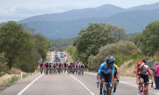 Vuelta skipt de 2 etappes door Portugal