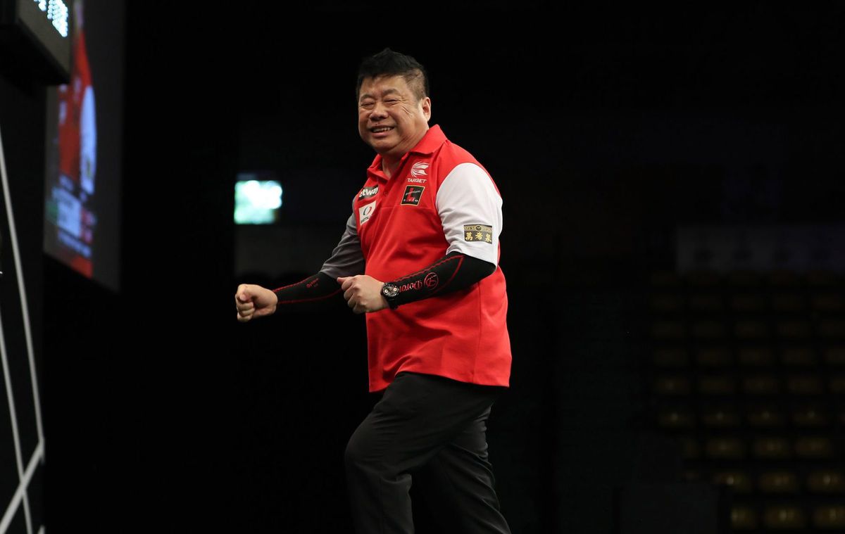 Publieksfavoriet Singapore met Paul Lim (64) door naar 2e ronde World Cup of Darts