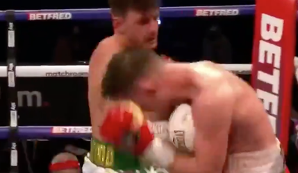 🎥 | Smerige knock-out bij Brits titelgevecht vedergewicht 🥊