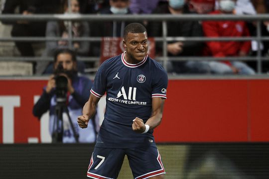 🎥 | Kylian Mbappé scoort al snel tegen Reims: wellicht zijn laatste doelpunt voor PSG