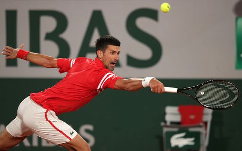 Djokovic binnen 2 uur klaar met Sandgren in 1e ronde Roland Garros