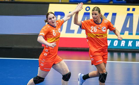 WK handbal | Nederlandse handbalvrouwen moeten nog 2 wedstrijden spelen