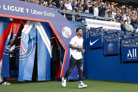 DEFINITIEF! In deze wedstrijd maakt Lionel Messi zijn debuut voor PSG