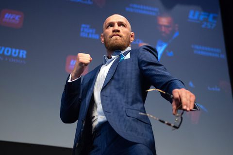 TV Gids: hier kijk je GRATIS naar McGregor vs. Poirier