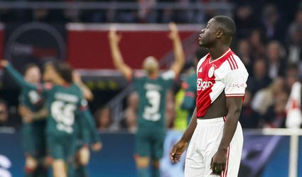 ArenA kleurt bloedrood door 'The Reds': Champions League-avontuur ten einde voor Ajax