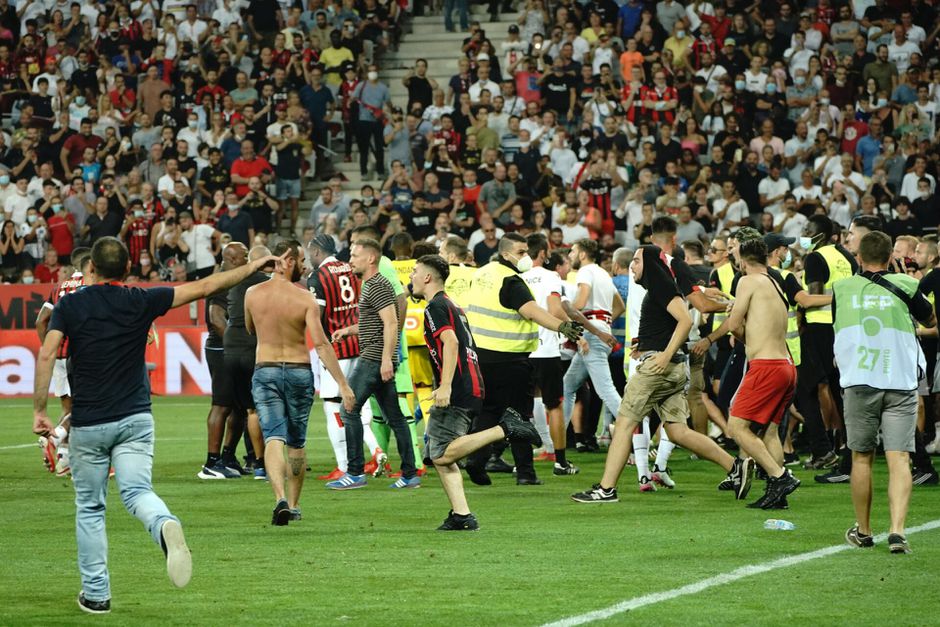 Nice krijgt 1 punt in mindering en 3 duels zonder publiek na heftige rellen tegen Marseille