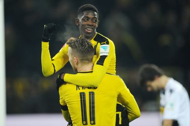 Reus helpt Dortmund met 3 assists langs Mönchengladbach