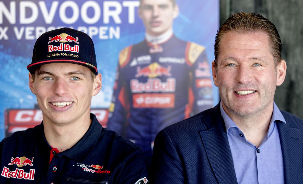 Jos Verstappen: Max gaat naar Mercedes, Ferrari of Red Bull
