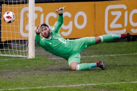 'Vitesse krijgt keeper met roots bij Ajax op proef als mogelijke vervanger van Pasveer'