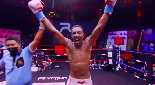 🎥 | Zwitserse muaythai-baas Rodriguez blijft ongeslagen na zege op Yodvicha