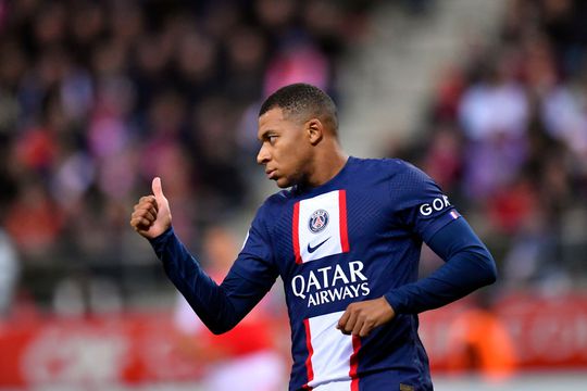 'Paris Saint-Germain vroeg dit megabedrag voor Kylian Mbappé na contractverlenging'