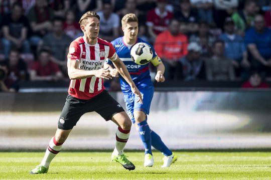 'Zelfs Henk Krol is soepeler in de heupen dan Luuk de Jong'