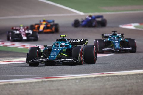 F1-auto's moeten overgewicht terugdringen: 'Overal verf verwijderd'