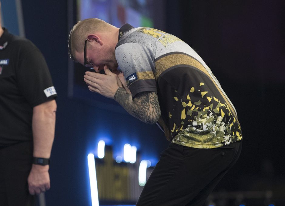 Aspinall houdt Meulenkamp uit finale PC17, Pool Ratajski pakt eindzege