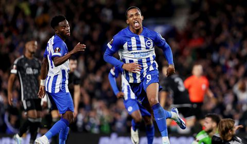 🎥​ | Check de 1-0 van Brighton tegen Ajax