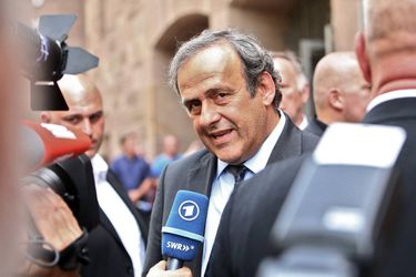 Het duurde 9 jaar, maar Platini lijkt eindelijk niet meer weg te komen met corrupte WK-verkiezing