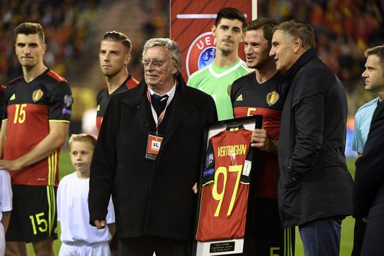 Recordhouder Vertonghen krijgt mooi cadeautje van voorganger Ceulemans