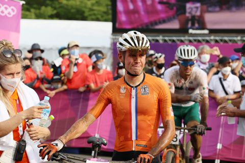 Milan Vader gaat half jaar na monstercrash weer koersen