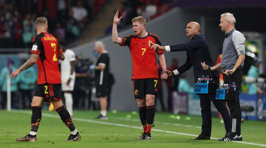 Alderweireld over zijlijn-discussie met De Bruyne: 'Snap dat Kevin 'houd je bek' zei'