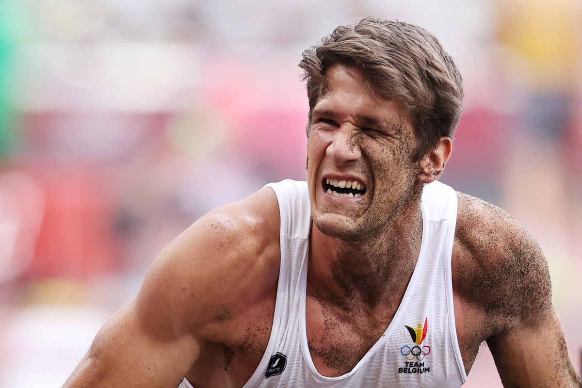 Zo gaat het nu met meerkamper Thomas van der Plaetsen die in rolstoel het atletiekstadion verliet