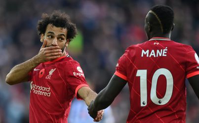 Mané lacht opnieuw, Salah huilt: de ene Liverpool-ster wel naar het WK, de ander niet